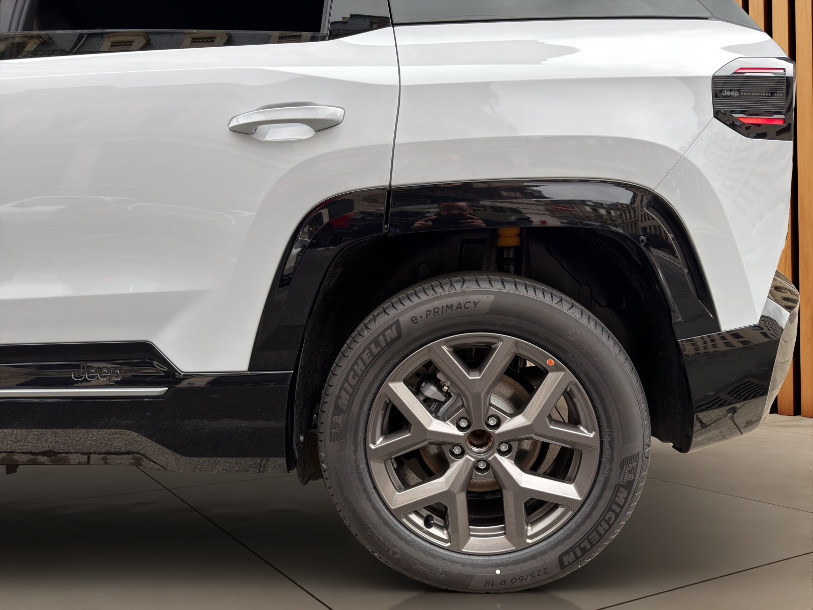 JEEP Compass 1.2 T e-Hybrid First Edition-image-22
