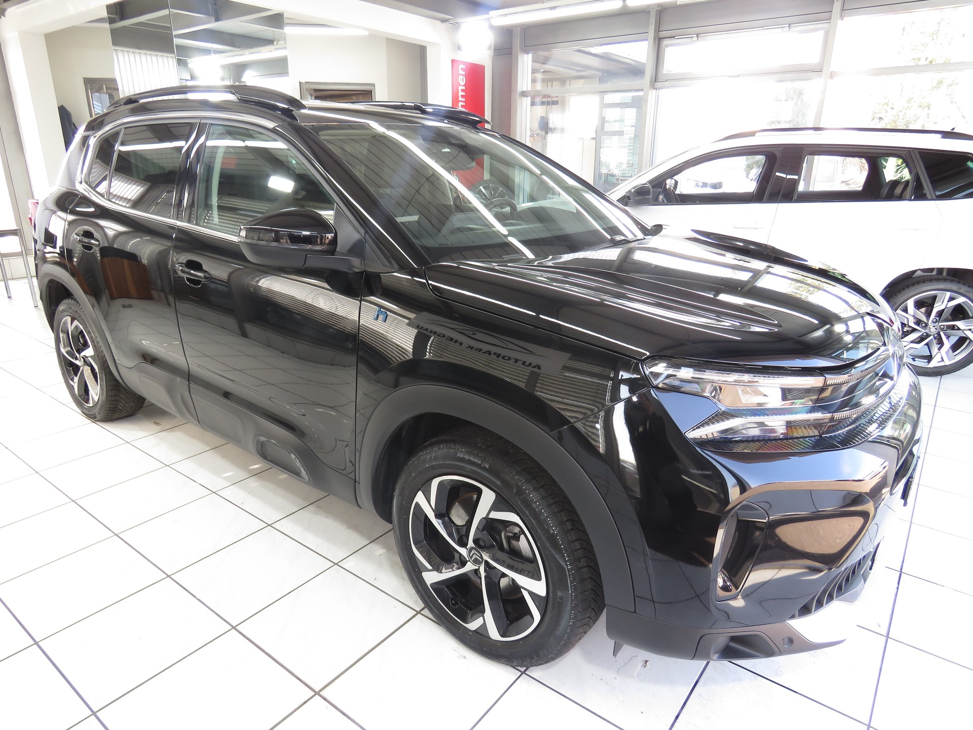 CITROEN C5 Aircross 1.6 PHEV Swiss Edition-image-2