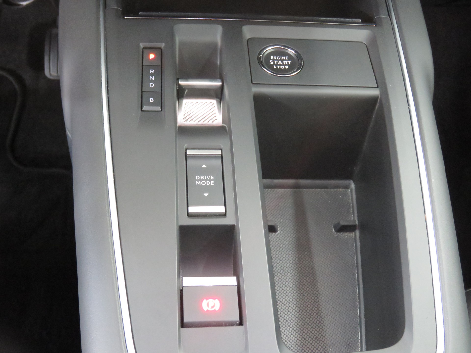 CITROEN C5 Aircross 1.6 PHEV Swiss Edition-image-14
