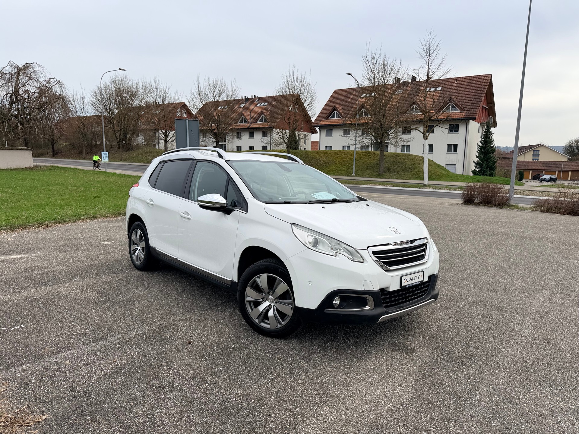 PEUGEOT 2008 1.6 VTI Allure-showroom-element-2