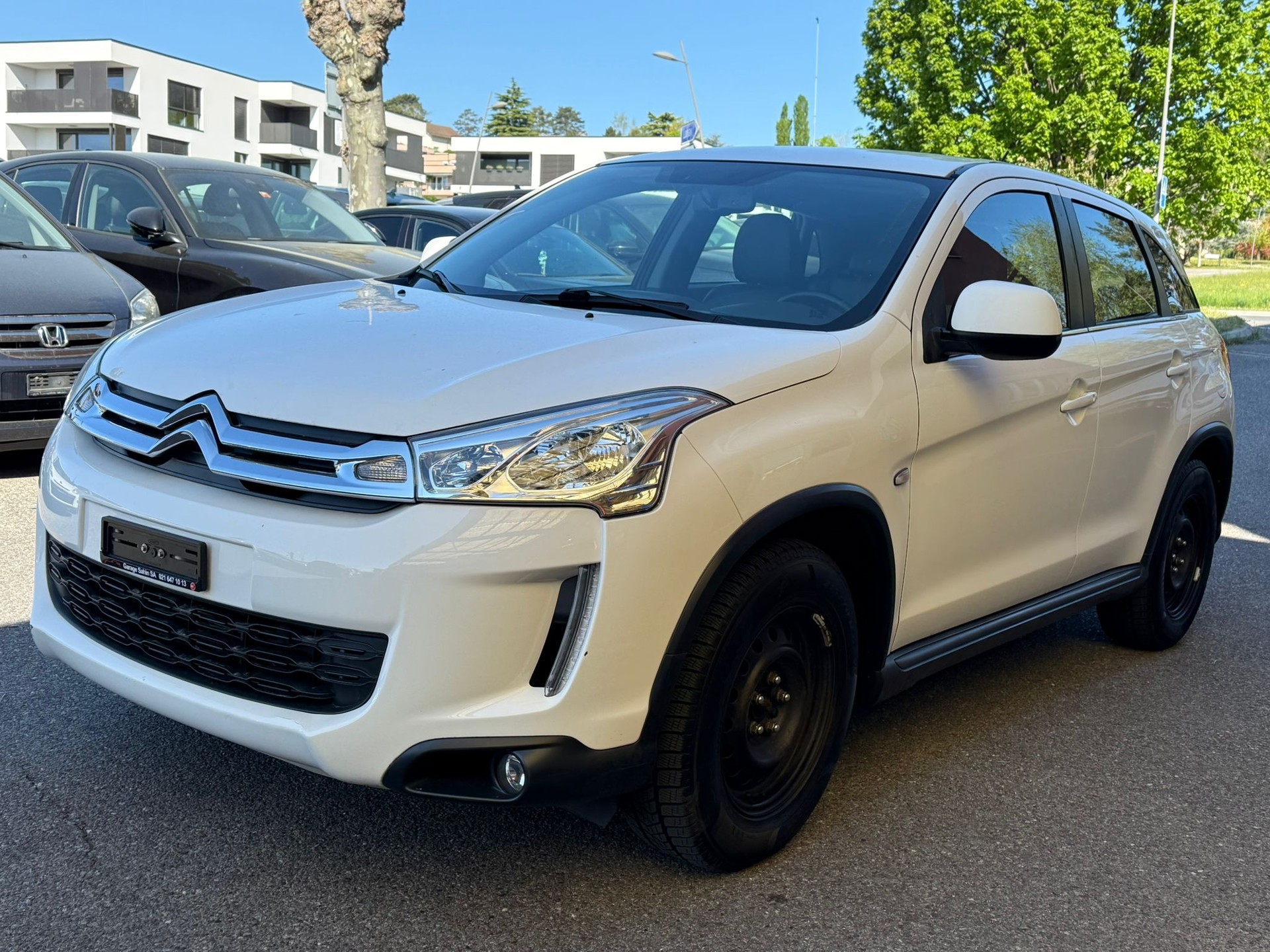CITROEN C4 Aircross 1.6 HDi Attraction 4WD-image-2