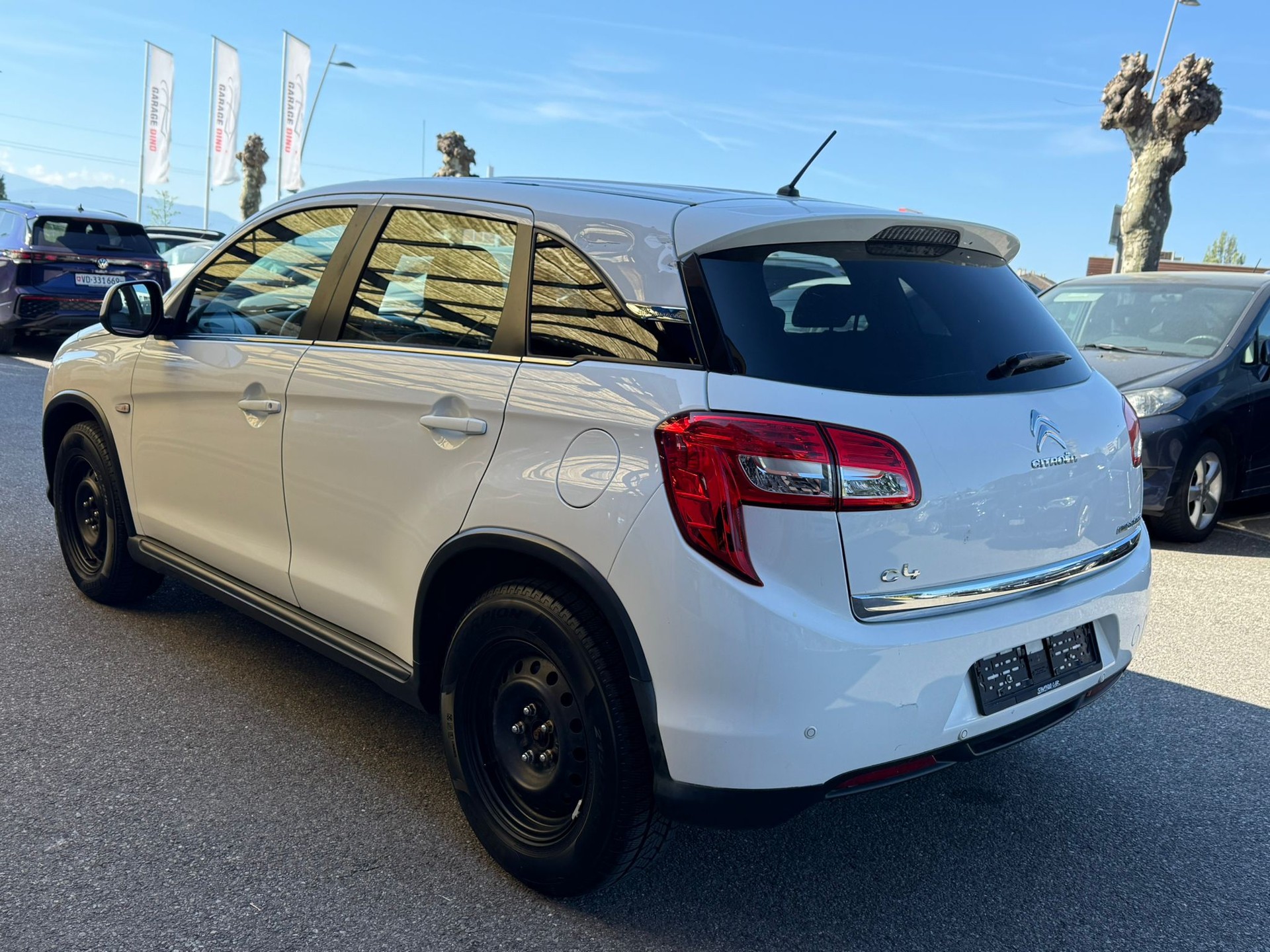 CITROEN C4 Aircross 1.6 HDi Attraction 4WD-image-5