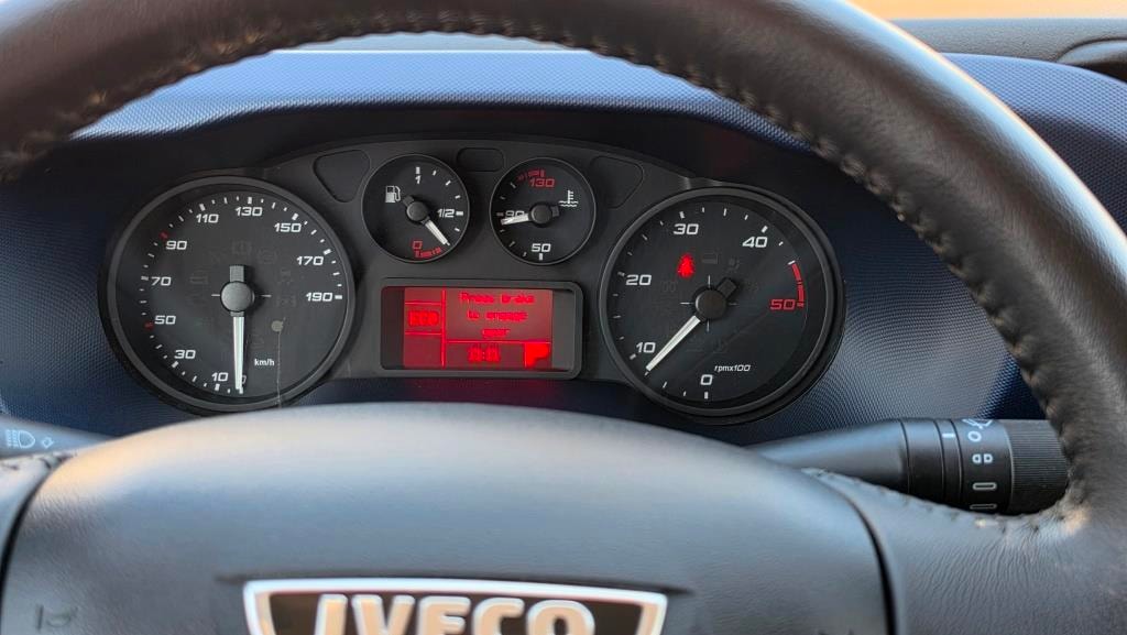 IVECO 33 S 14 A8-image-14