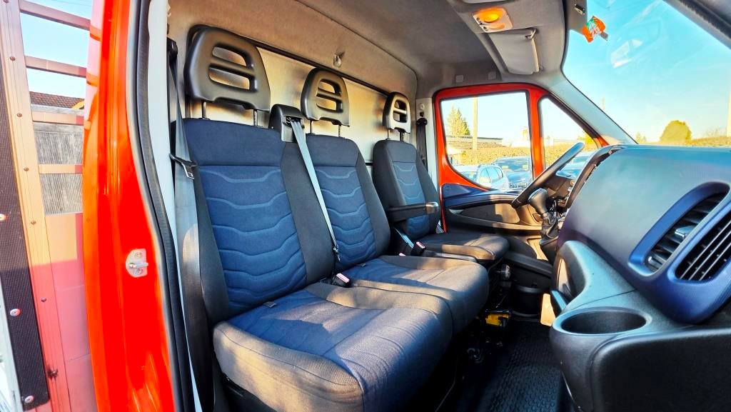 IVECO 33 S 14 A8-image-11