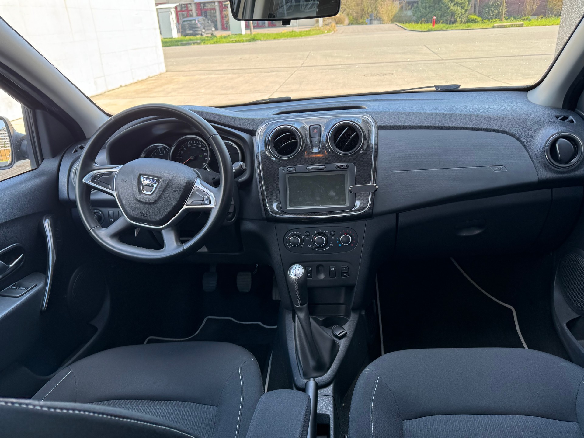 DACIA Sandero TCe 90 Comfort-image-12