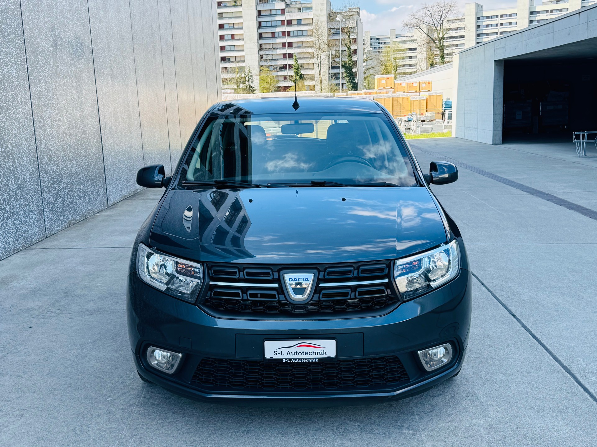 DACIA Sandero TCe 90 Comfort-showroom-element-1