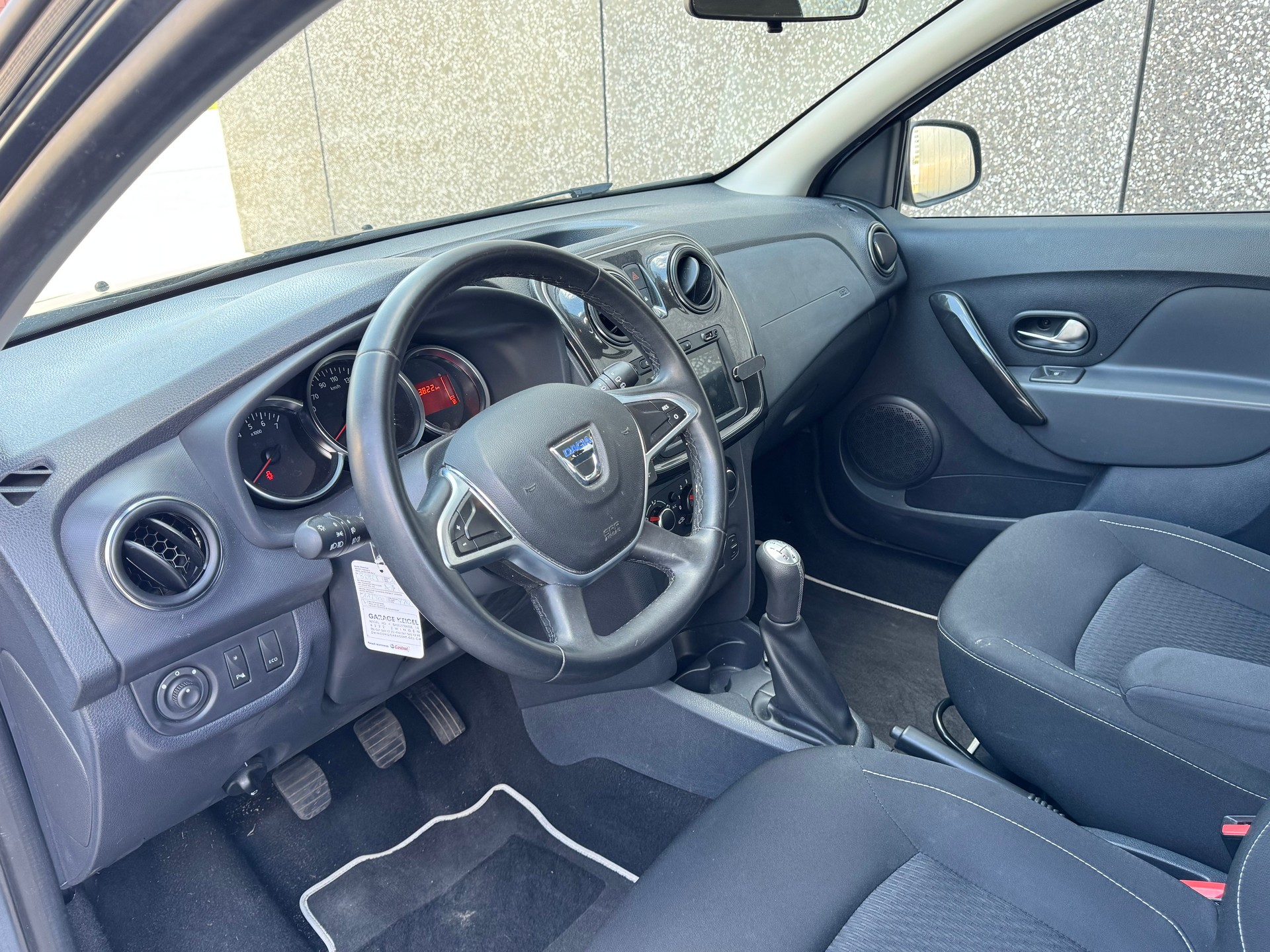 DACIA Sandero TCe 90 Comfort-image-14