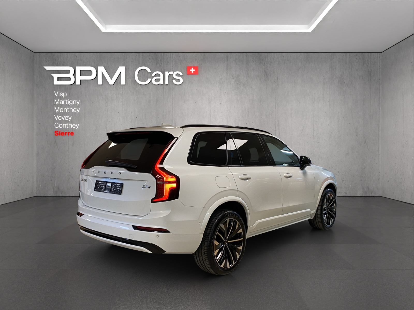 VOLVO XC90 B5 Benzin Mild Hybrid AWD Ultra Dark Geartronic-showroom-element-1