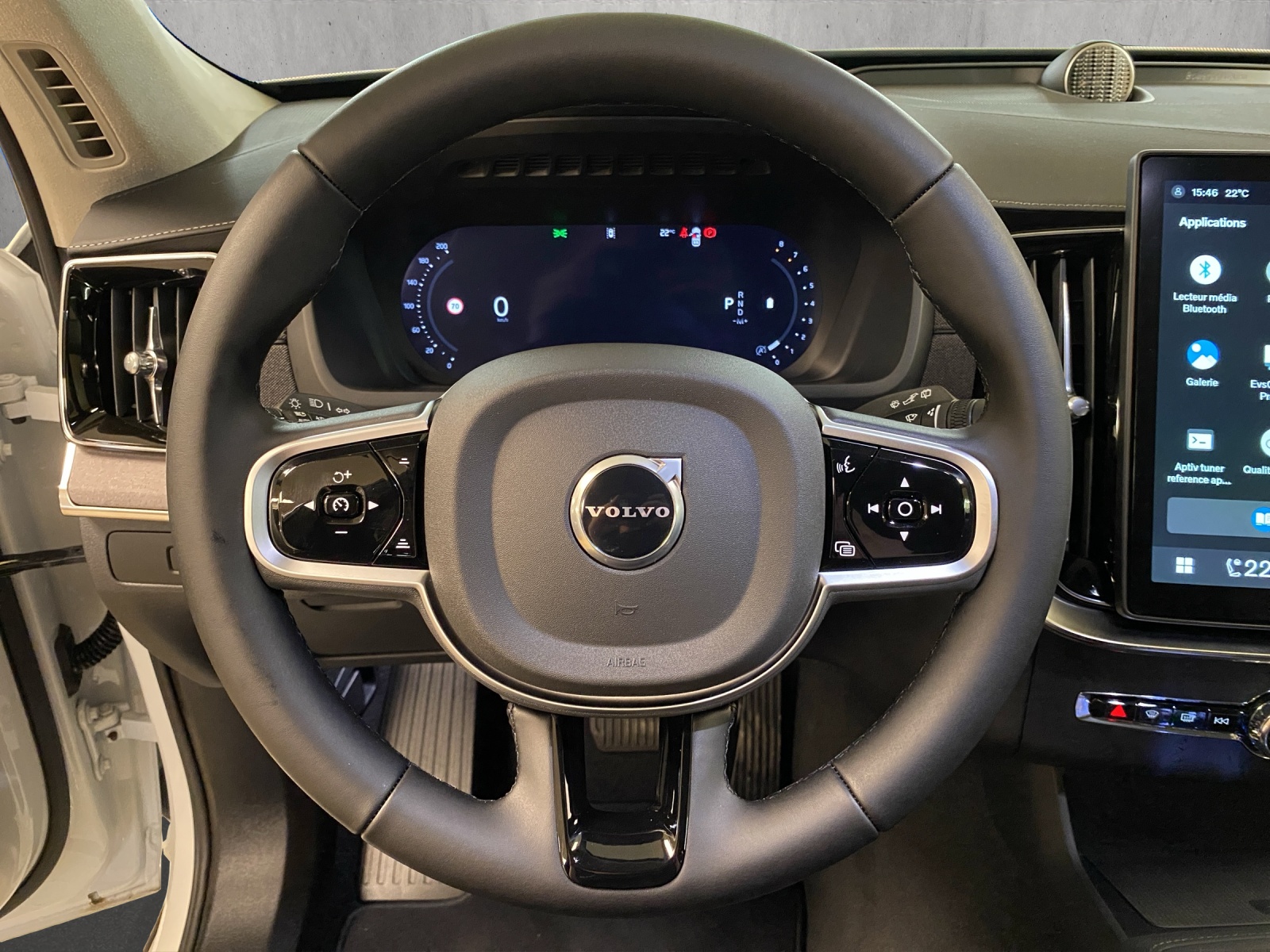 VOLVO XC90 B5 Benzin Mild Hybrid AWD Ultra Dark Geartronic-image-9