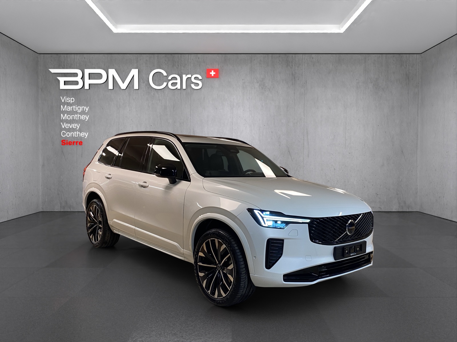 VOLVO XC90 B5 Benzin Mild Hybrid AWD Ultra Dark Geartronic-image-4