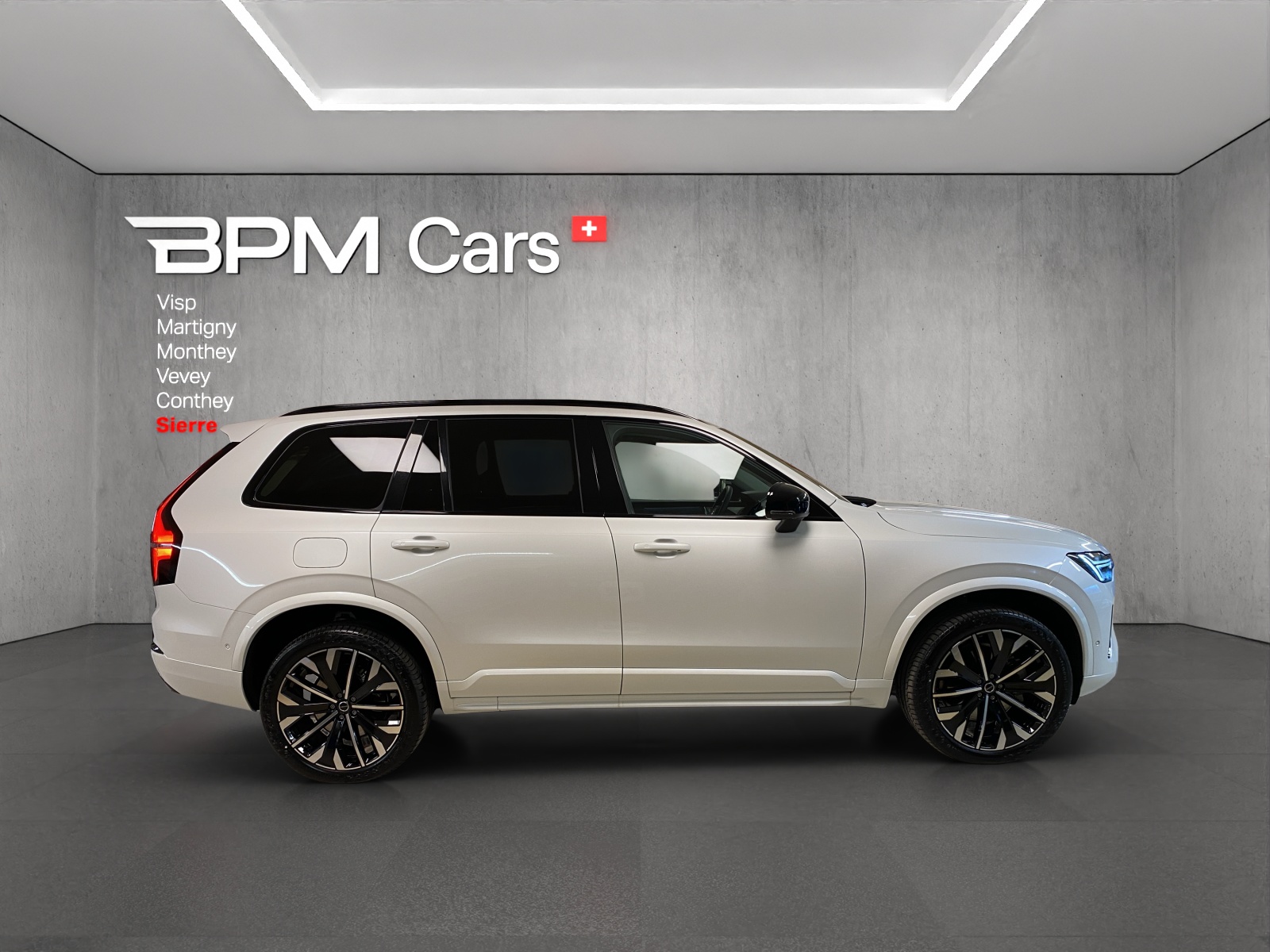VOLVO XC90 B5 Benzin Mild Hybrid AWD Ultra Dark Geartronic-image-17