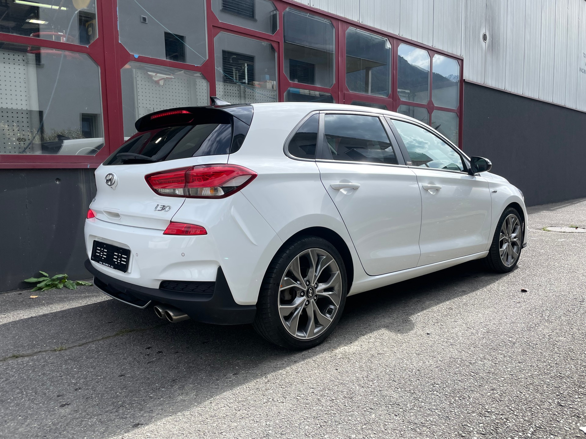 HYUNDAI i30 1.4 T-GDi N-Line DCT-image-1