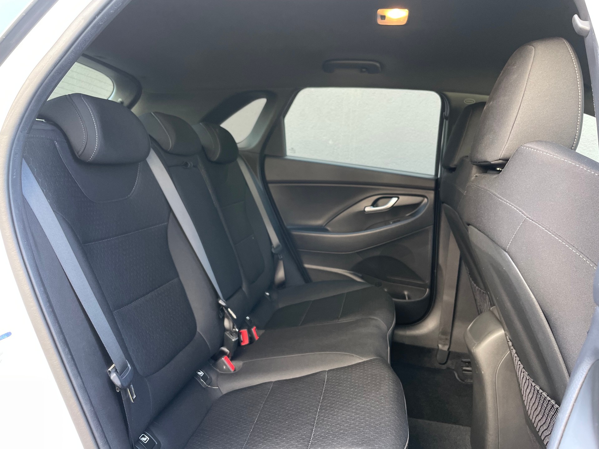 HYUNDAI i30 1.4 T-GDi N-Line DCT-image-13