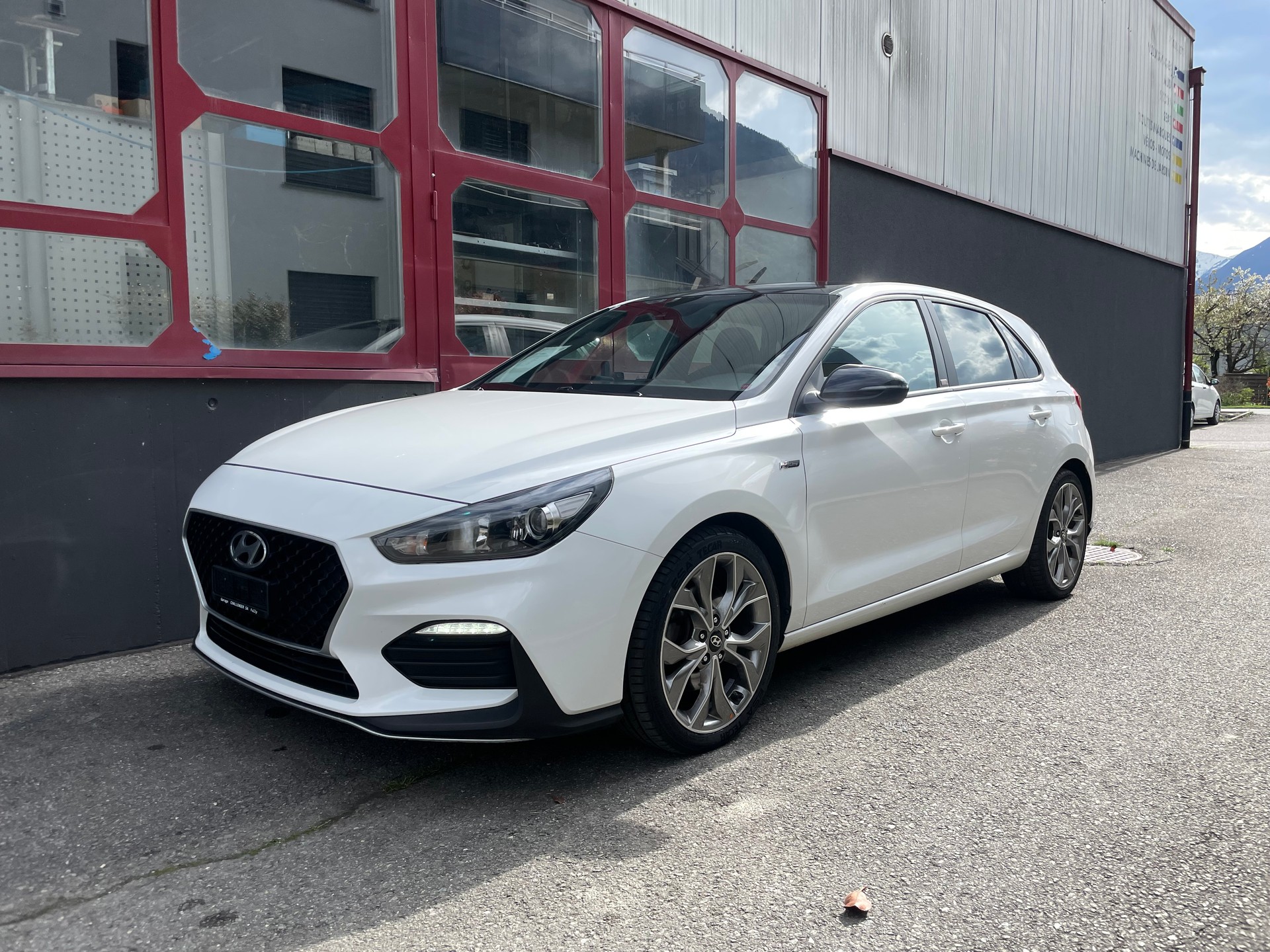 HYUNDAI i30 1.4 T-GDi N-Line DCT-image-3