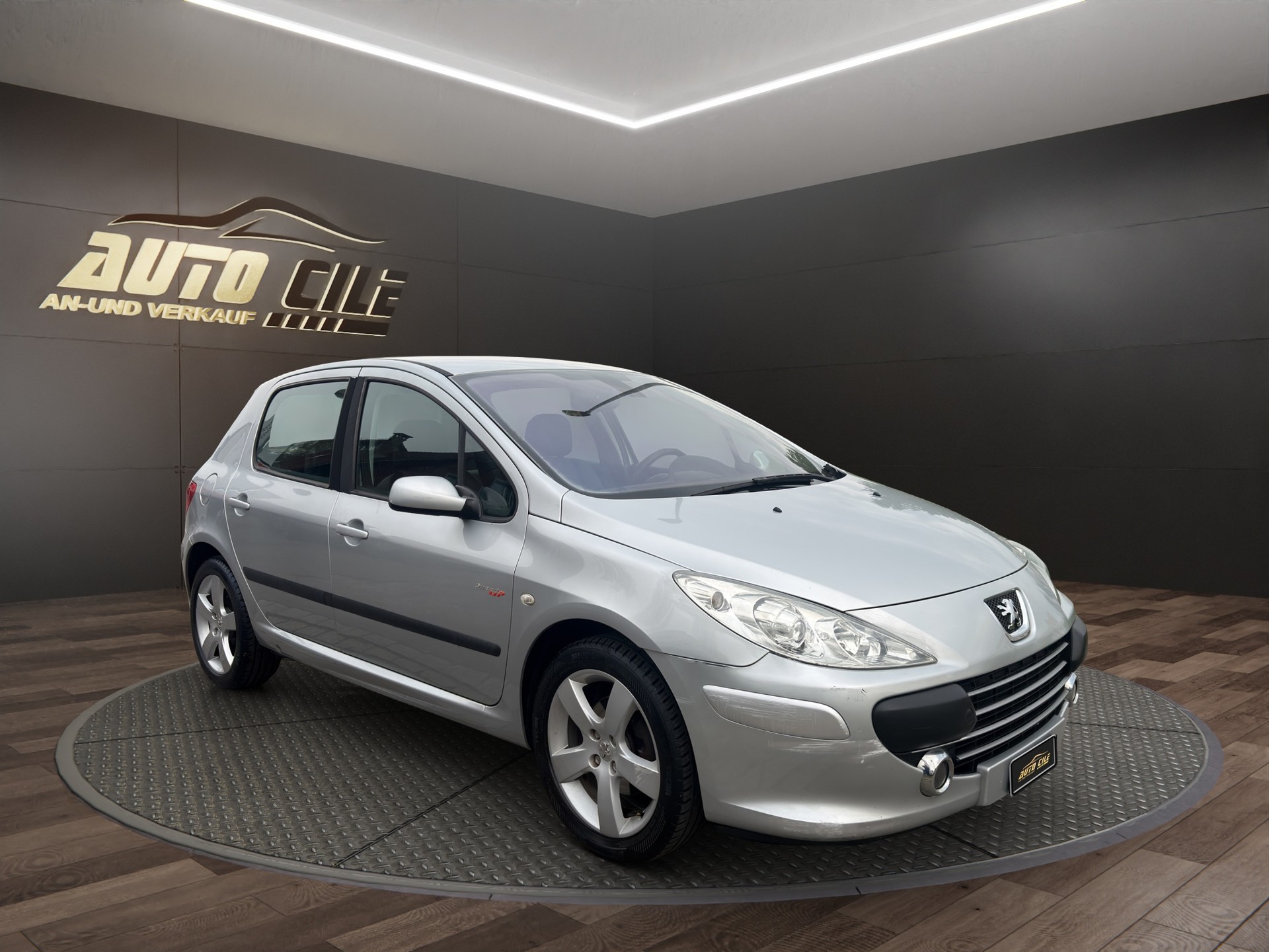 PEUGEOT 307 2.0 16V Speed Up-image-2