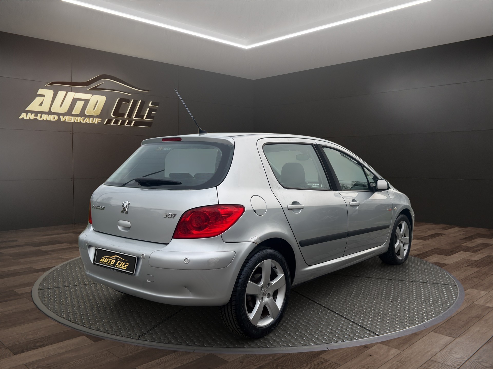 PEUGEOT 307 2.0 16V Speed Up-image-7