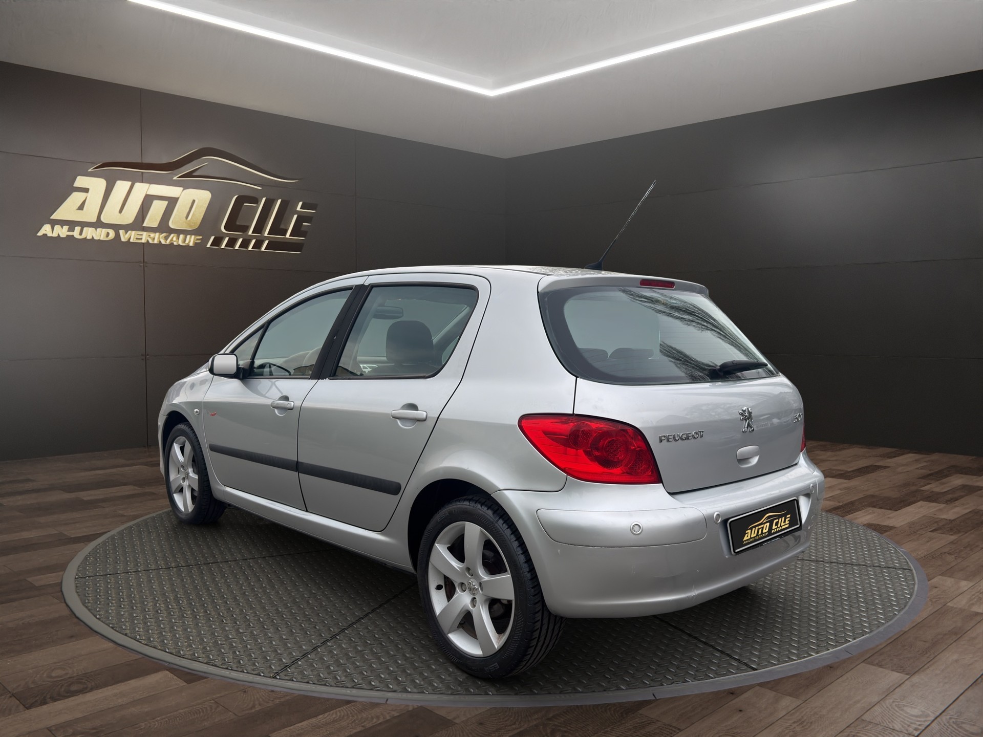 PEUGEOT 307 2.0 16V Speed Up-image-5