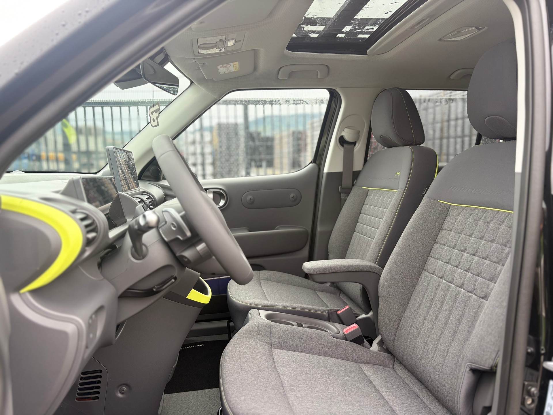 HYUNDAI Inster 49kWh Vertex Cross-image-9