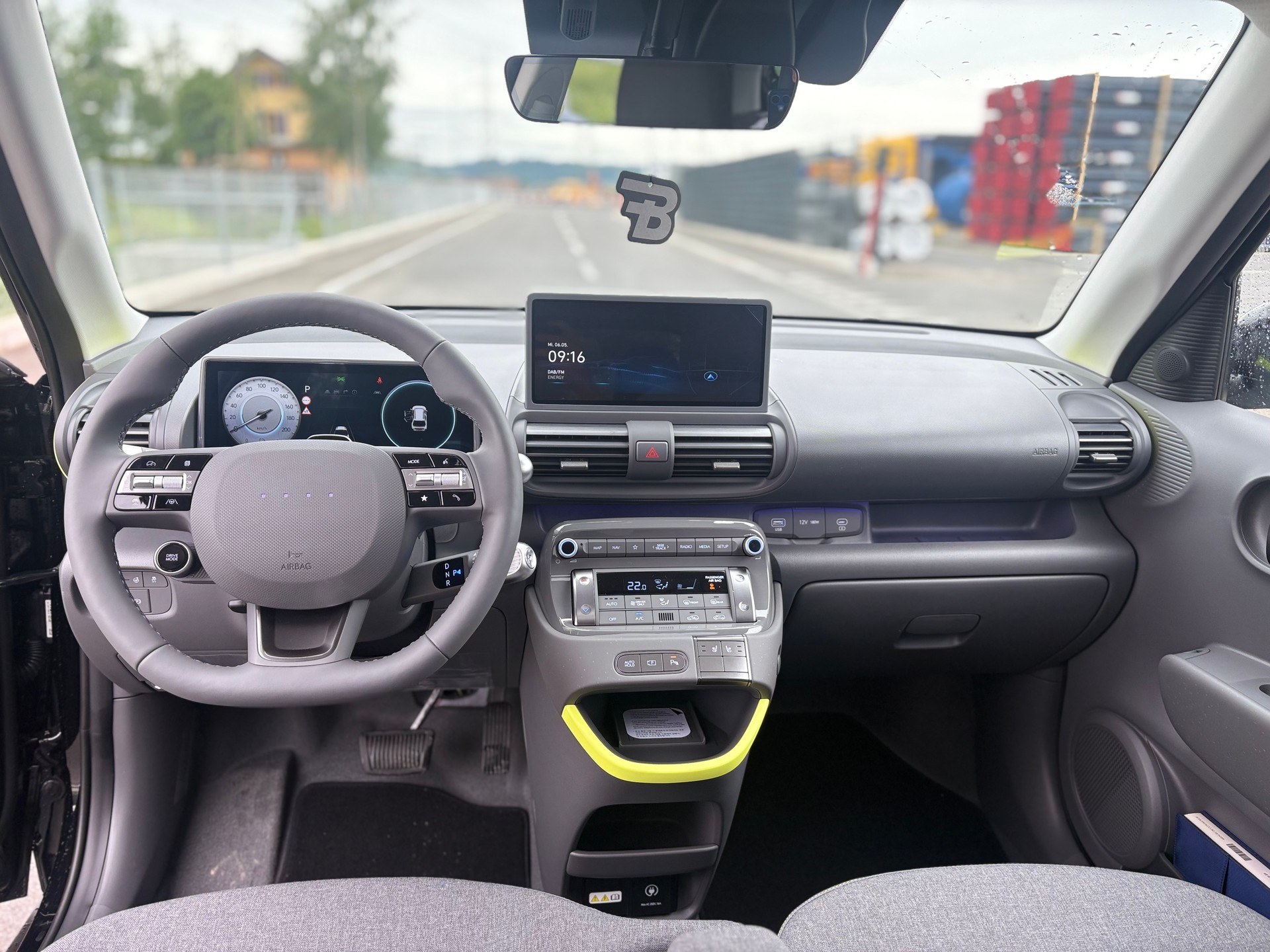 HYUNDAI Inster 49kWh Vertex Cross-image-10
