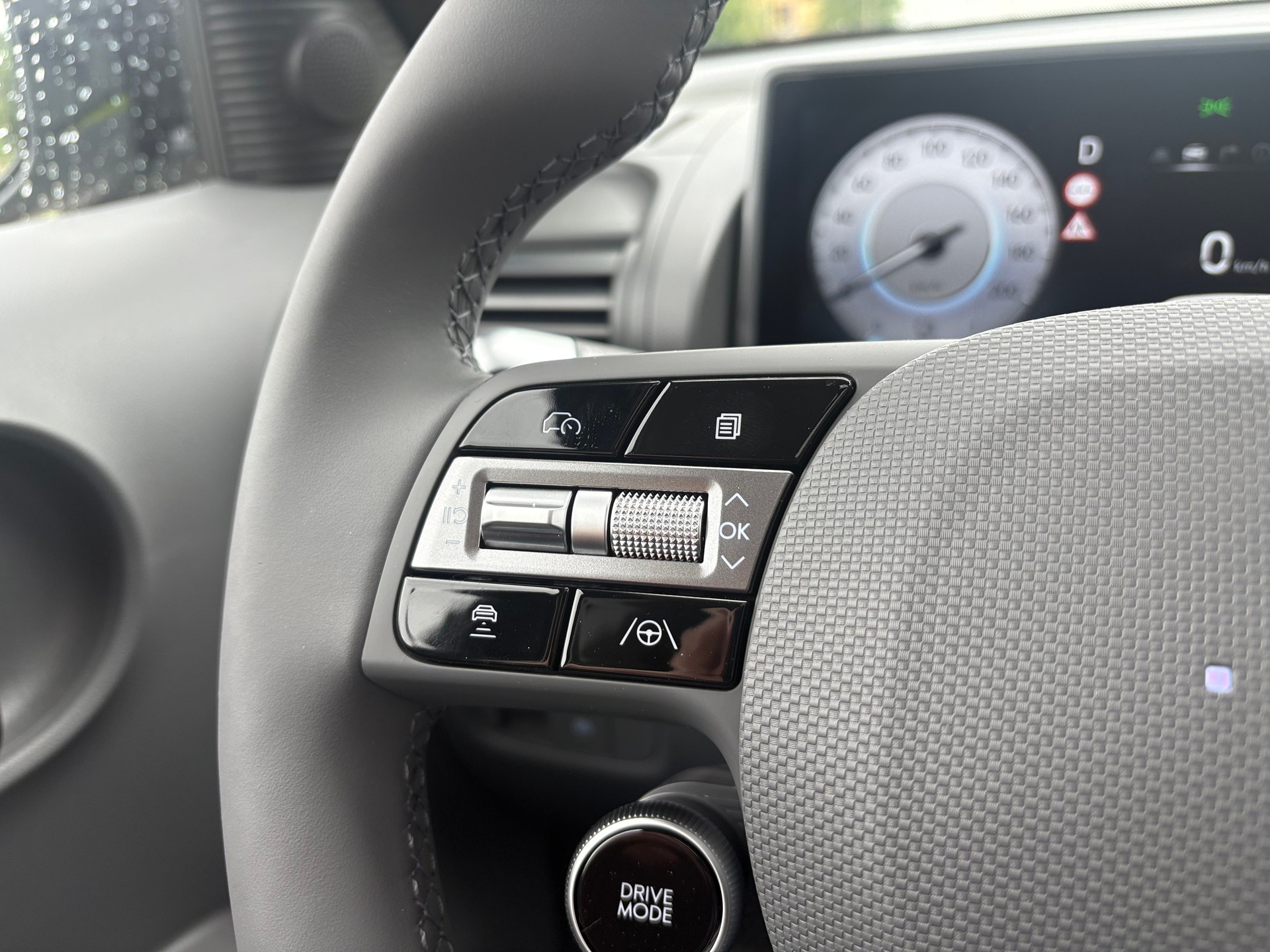 HYUNDAI Inster 49kWh Vertex Cross-image-17