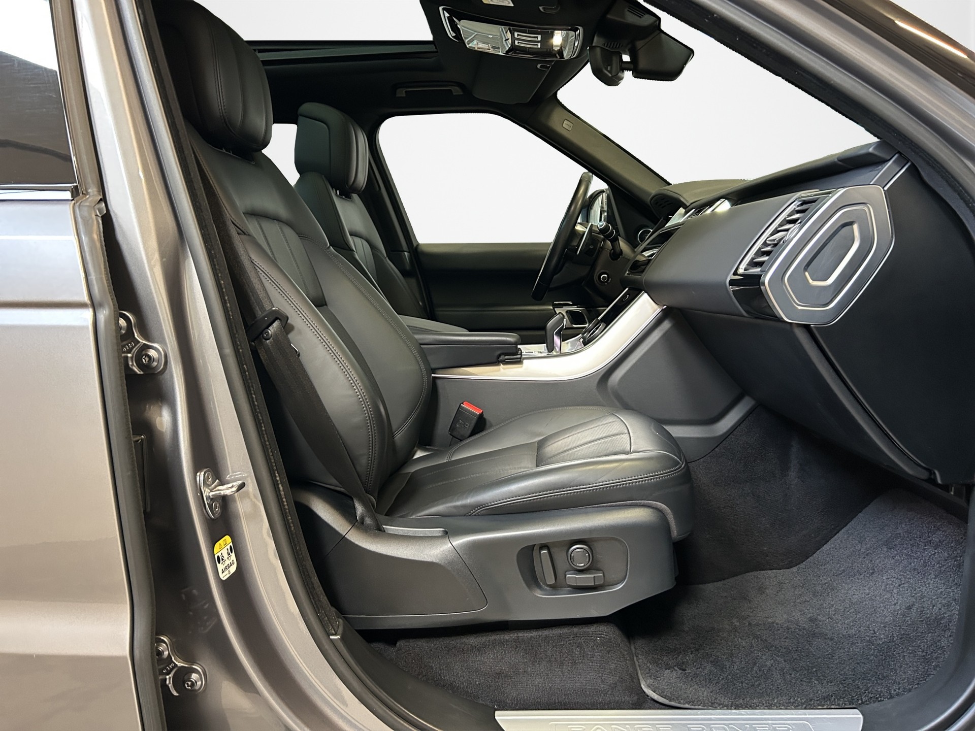 LAND ROVER Range Rover Sport 3.0 SDV6 HSE Dynamic Automatic-image-11