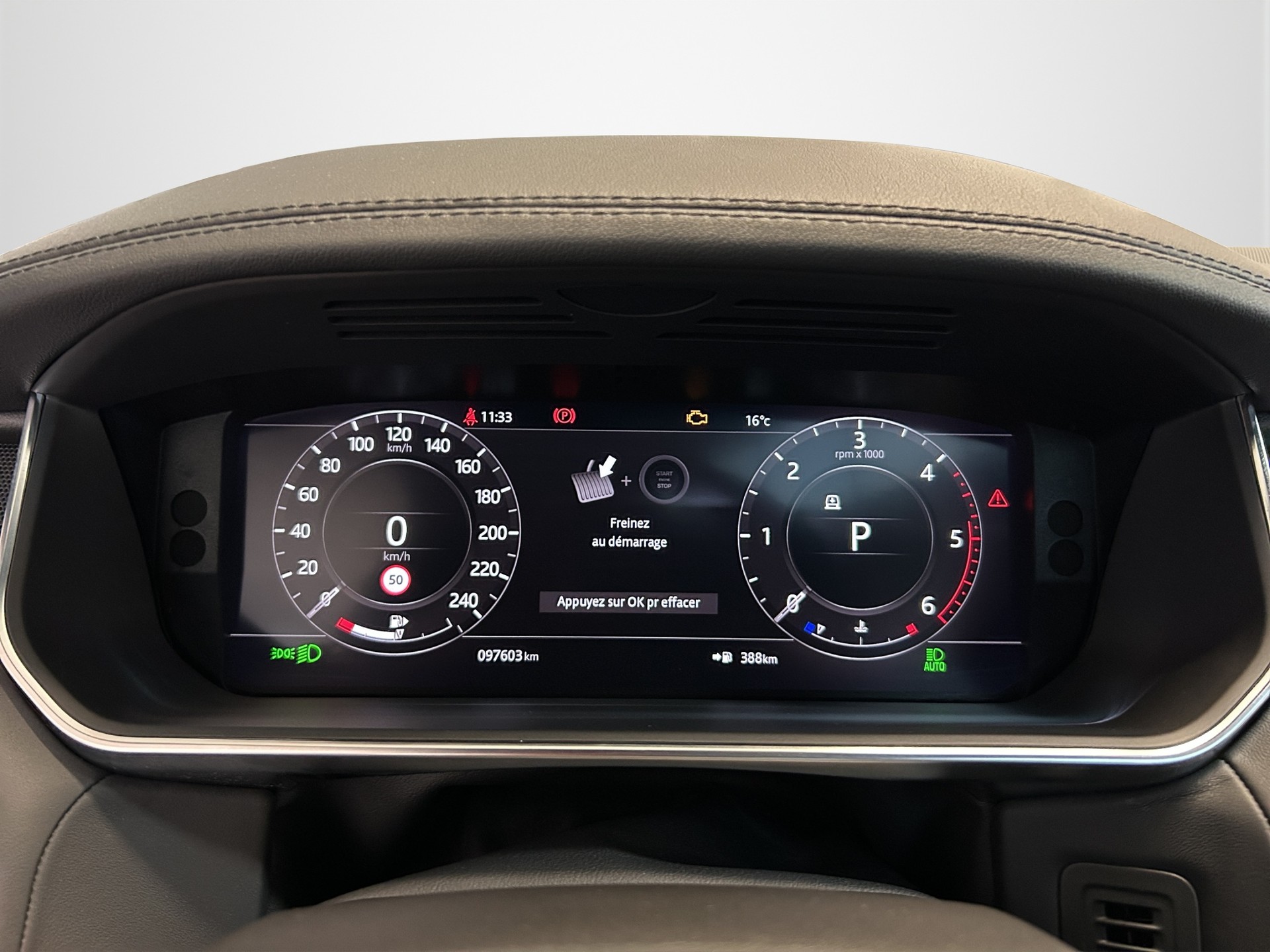 LAND ROVER Range Rover Sport 3.0 SDV6 HSE Dynamic Automatic-image-19