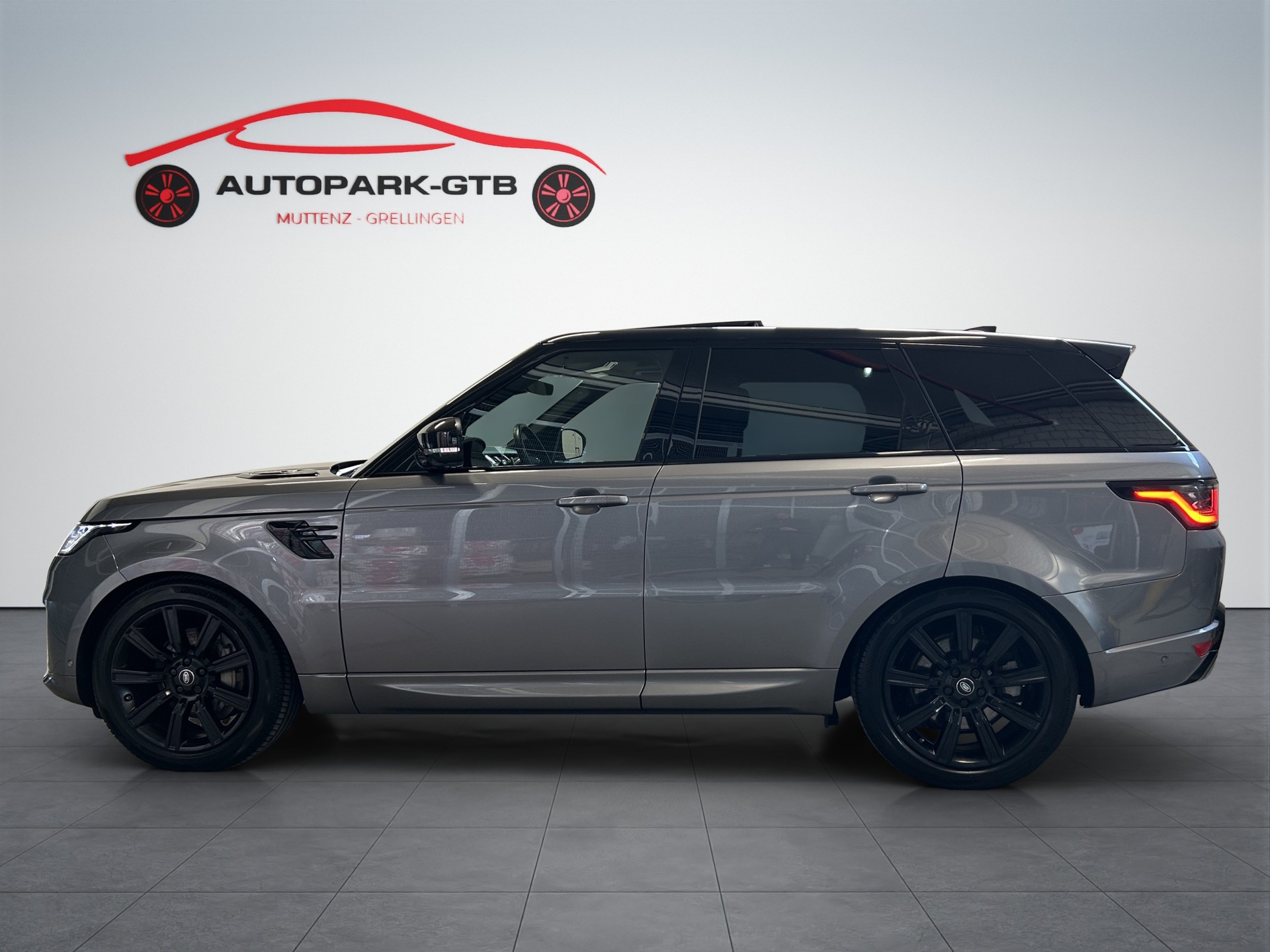 LAND ROVER Range Rover Sport 3.0 SDV6 HSE Dynamic Automatic-showroom-element-3