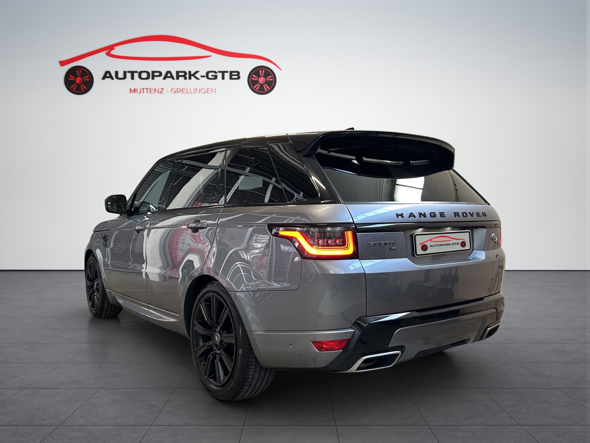 LAND ROVER Range Rover Sport 3.0 SDV6 HSE Dynamic Automatic-image-5