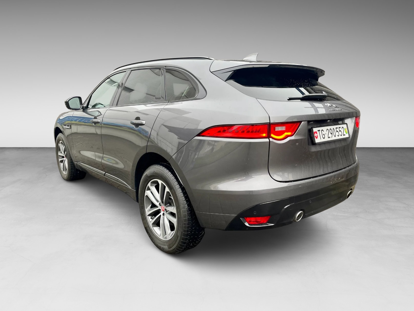 JAGUAR F-Pace 3.0 TD R-Sport AWD Automatik-image-5