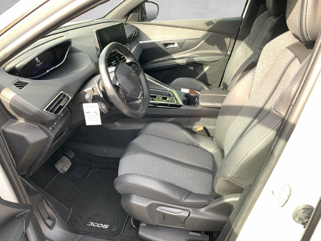 PEUGEOT 3008 1.6 Plug-in Hybrid Allure Pack-image-7