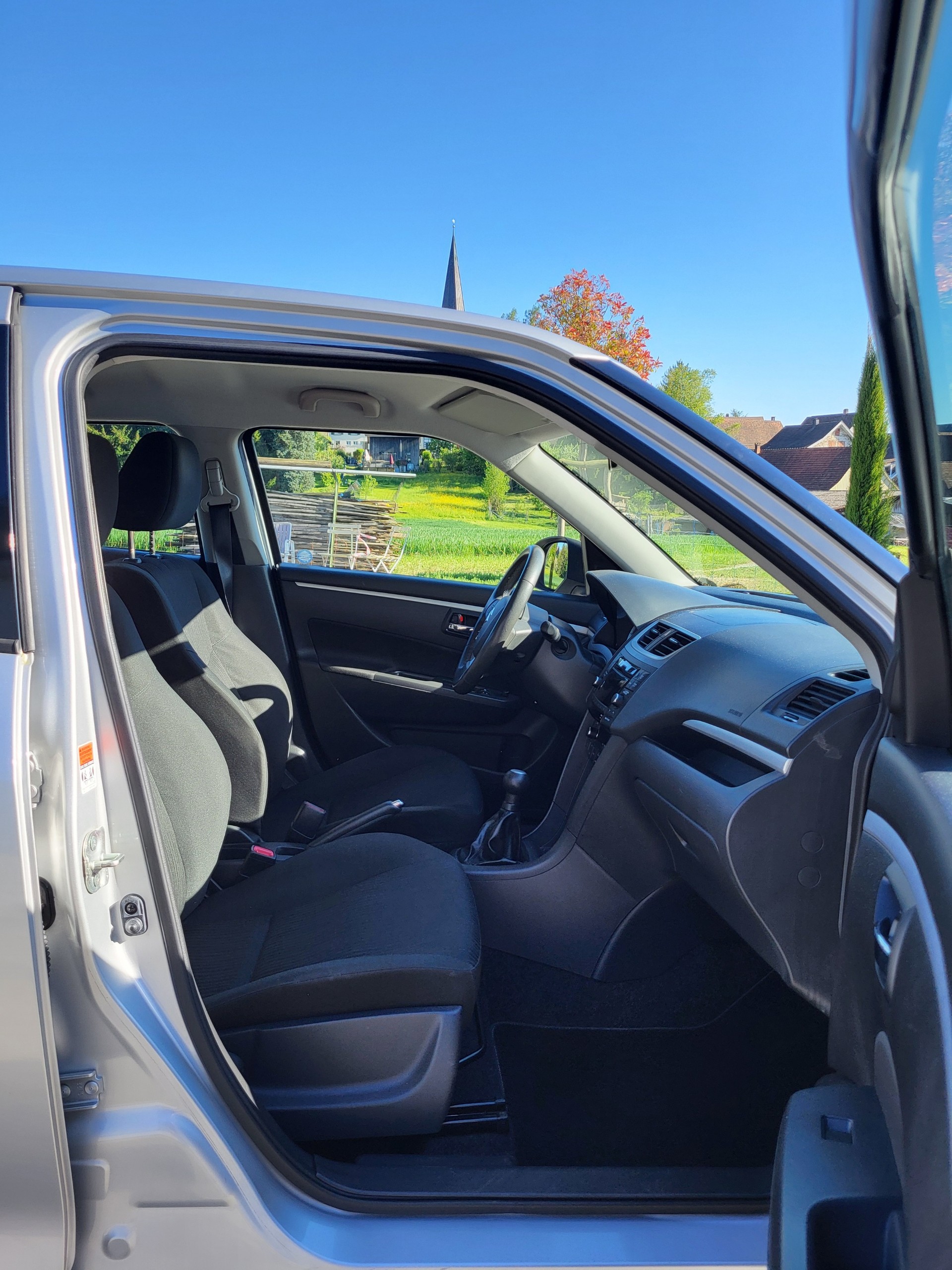 SUZUKI Swift 1.2i 16V GL Top-image-4