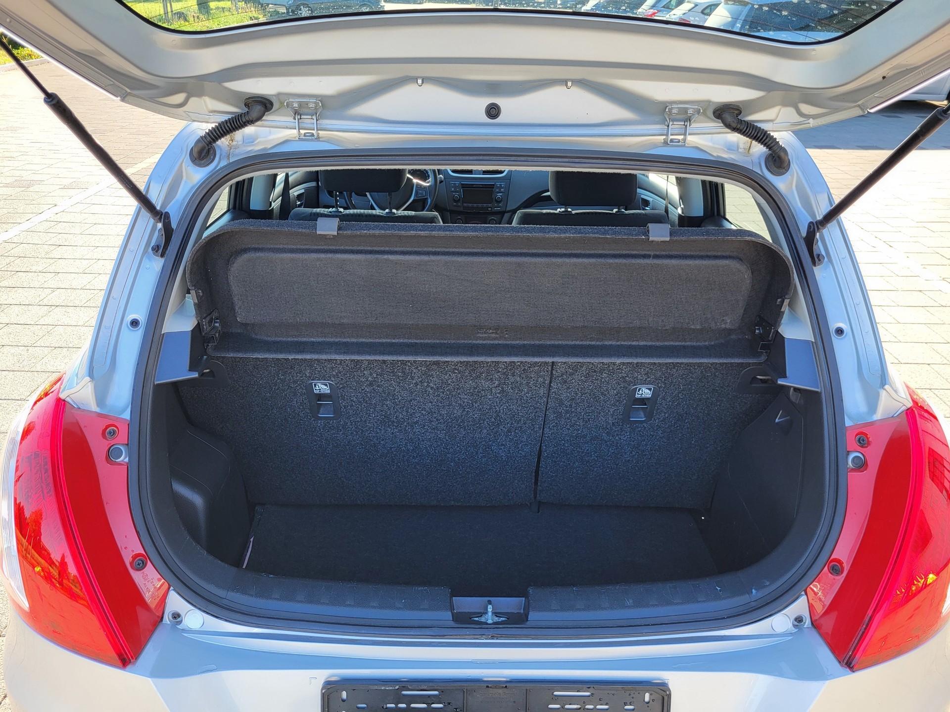 SUZUKI Swift 1.2i 16V GL Top-image-12