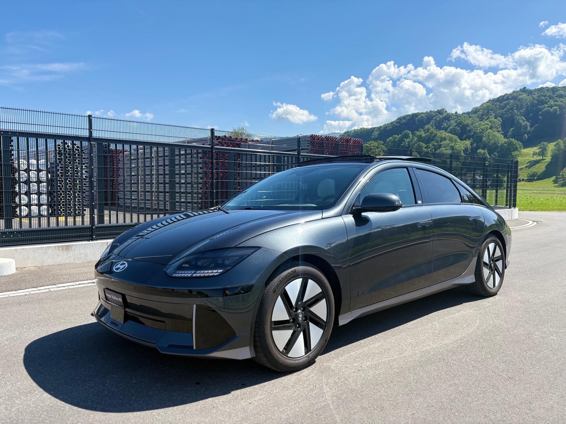 HYUNDAI Ioniq 6 77kWh Launch Edition 2WD-image-6
