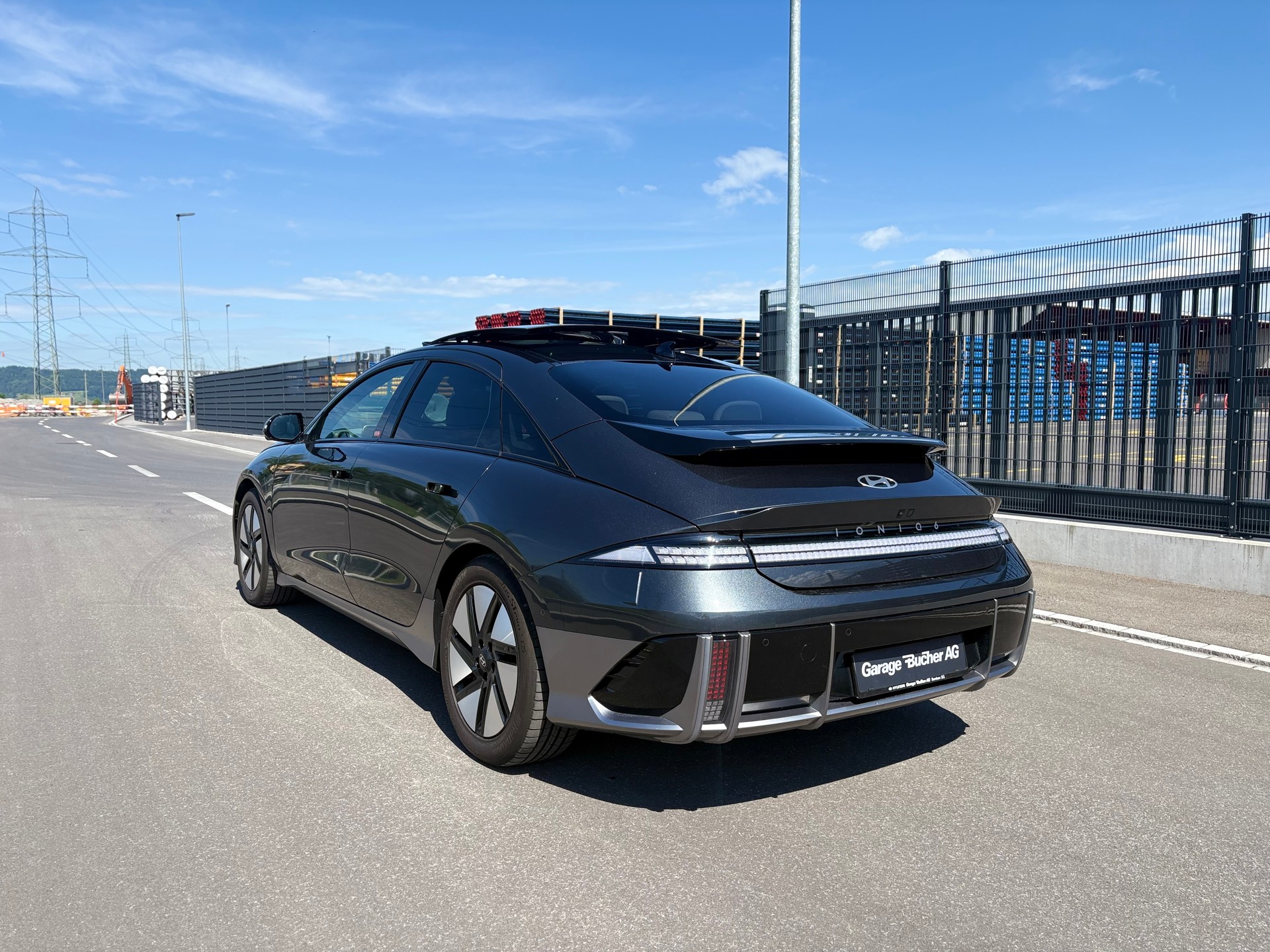 HYUNDAI Ioniq 6 77kWh Launch Edition 2WD-image-4