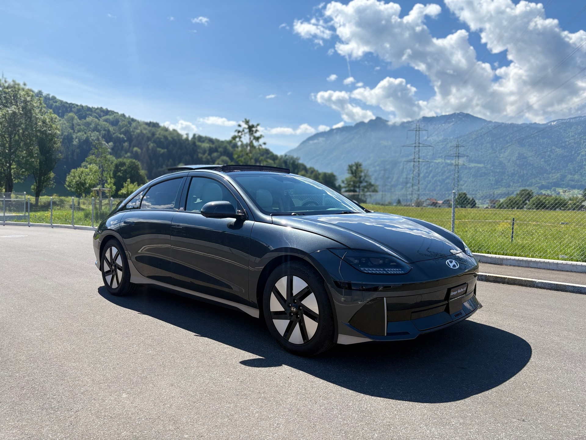 HYUNDAI Ioniq 6 77kWh Launch Edition 2WD