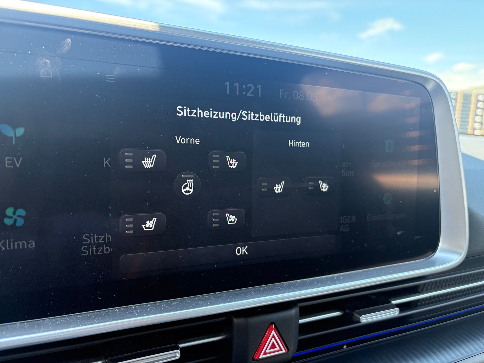 HYUNDAI Ioniq 6 77kWh Launch Edition 2WD-image-12