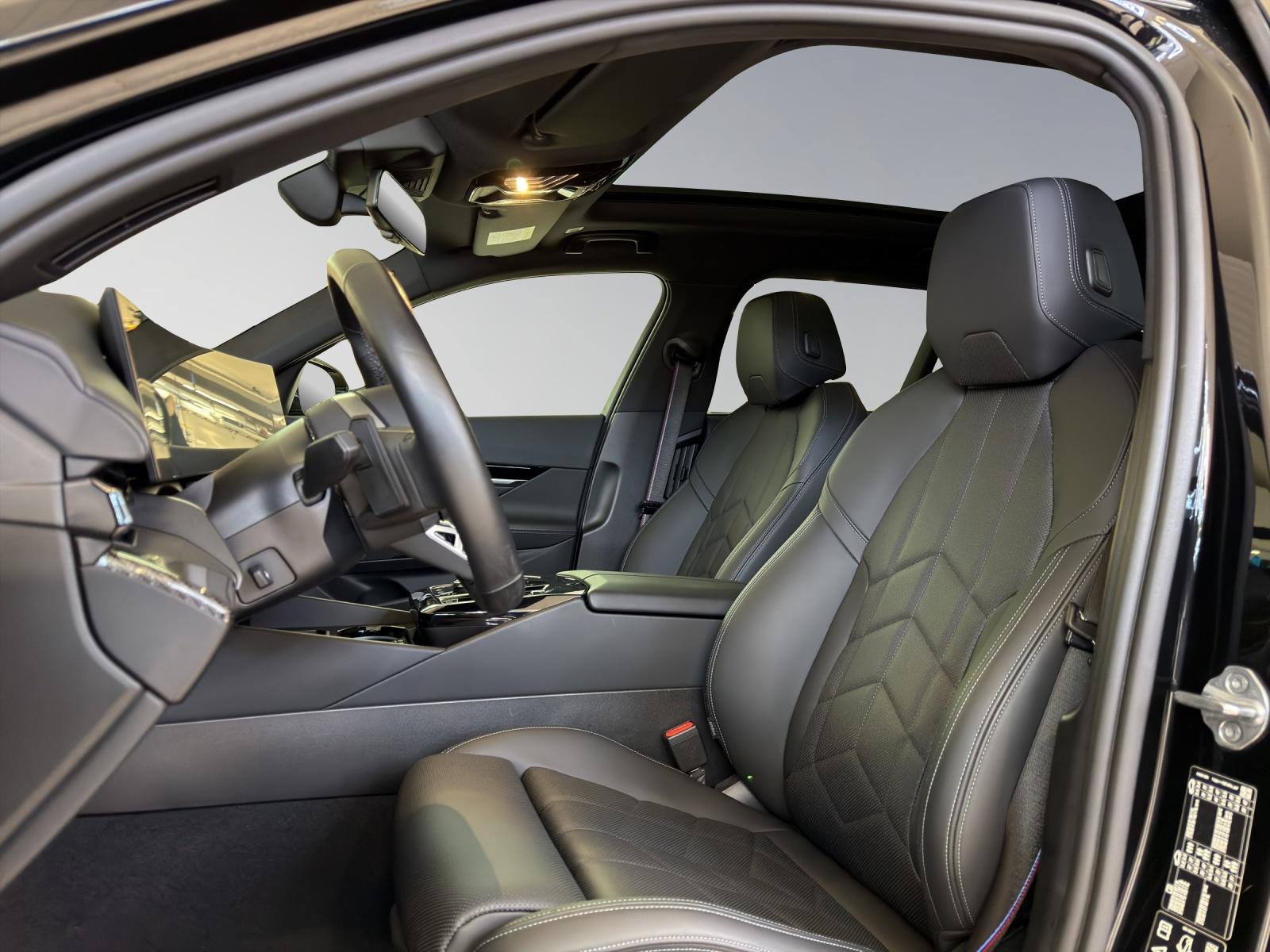 BMW 520d xDrive Touring M Sportpaket Pro (Leasingaktion ab 1.9%)-image-11