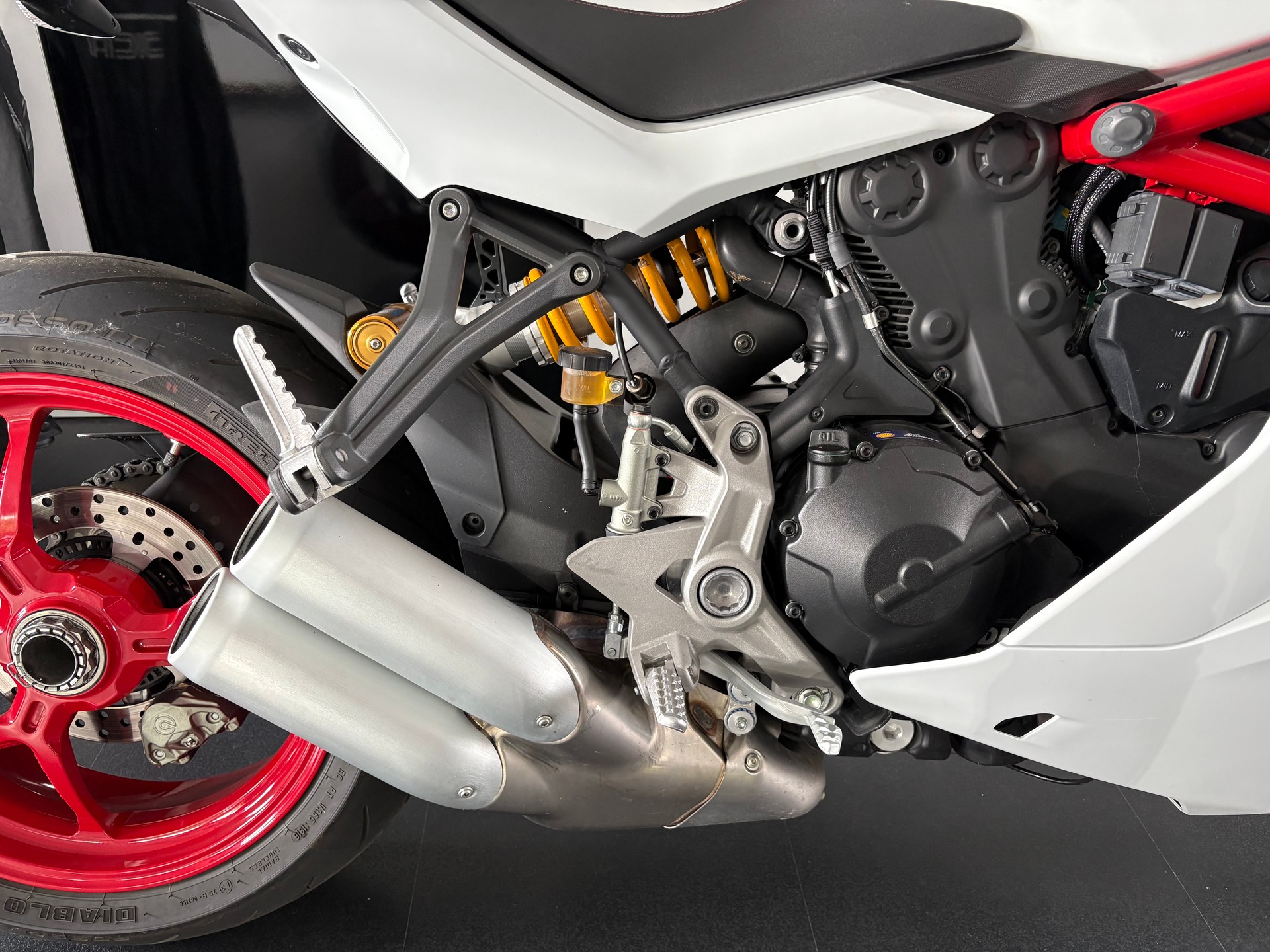 DUCATI 950 Supersport S-image-3