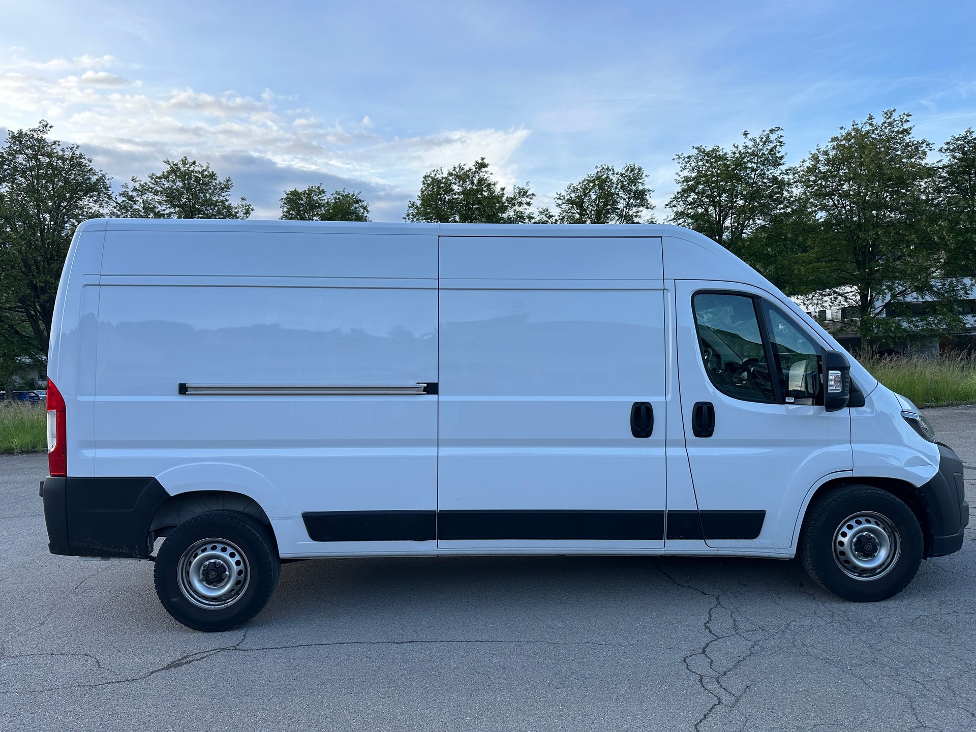 PEUGEOT 2.2 BlueHDi 140 S/S L3H2-image-6