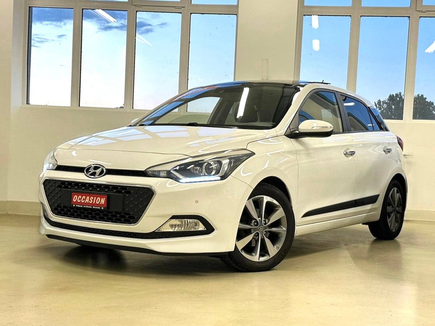 HYUNDAI i20 1.4 Vertex-image-5