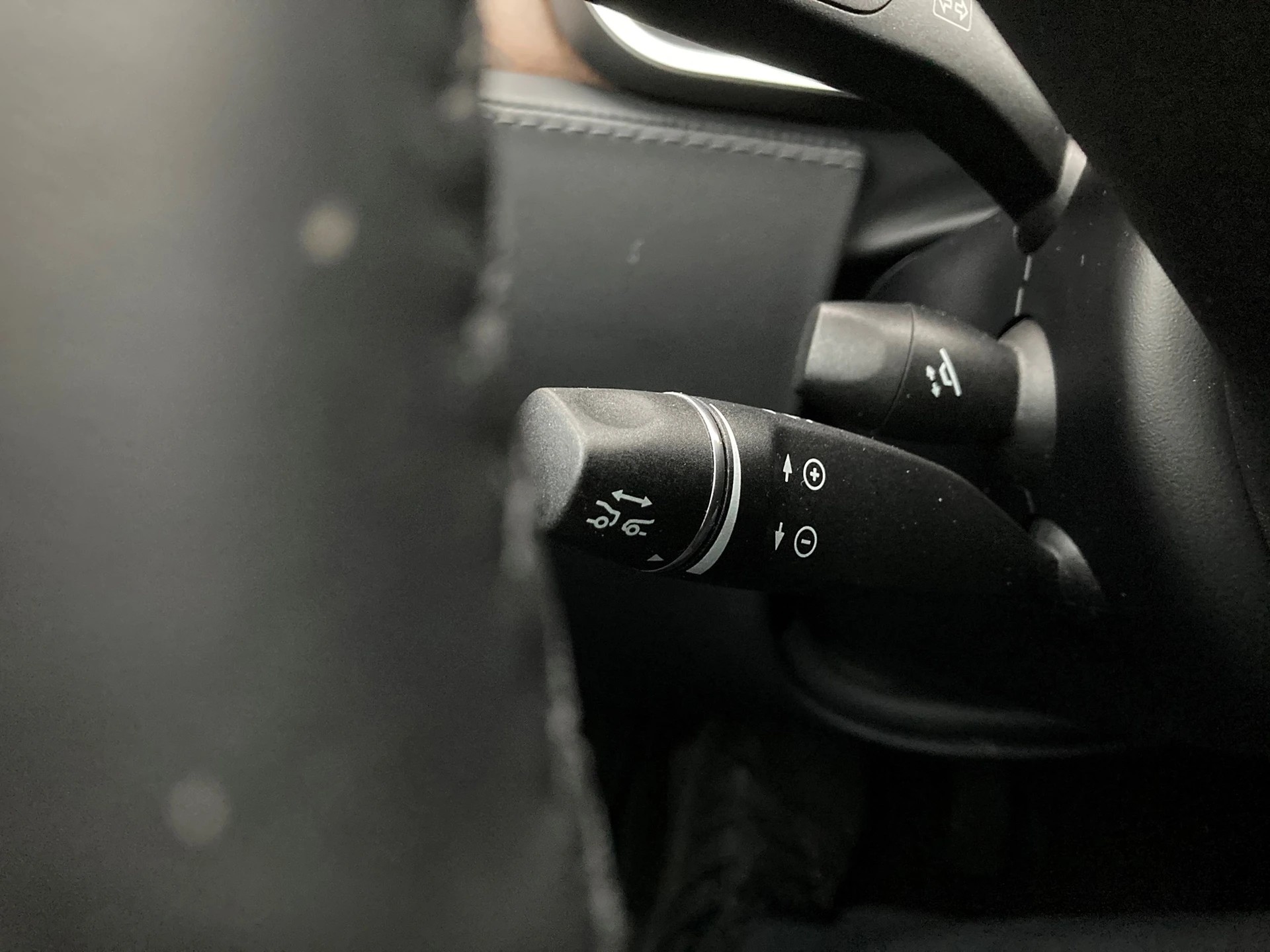TESLA Model S 75 D 4x4-image-10