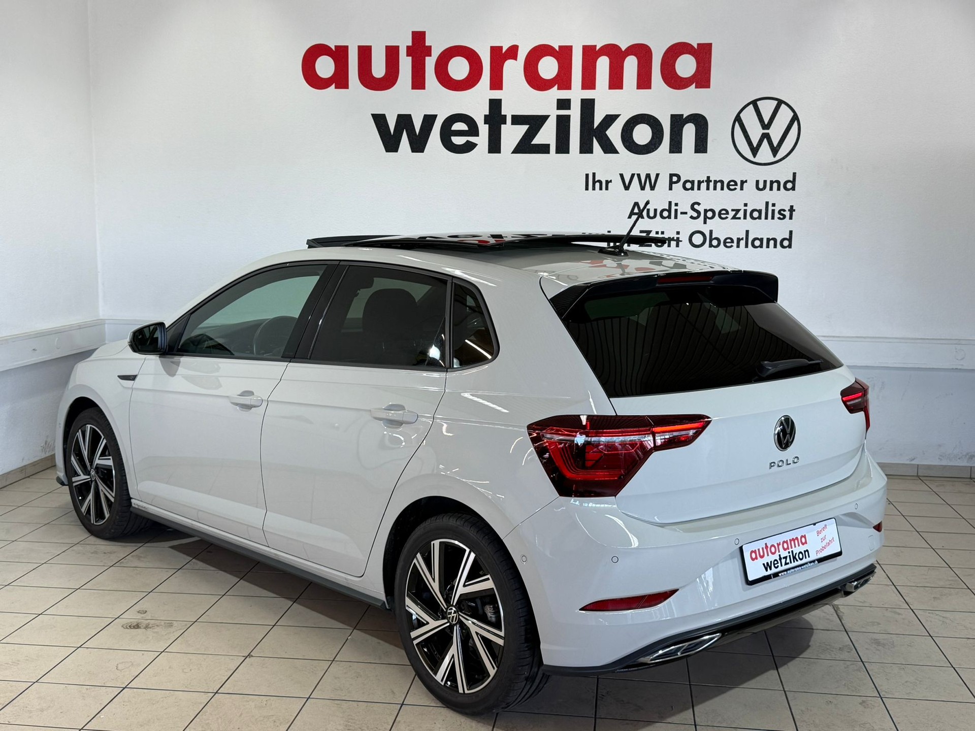 VW Polo 1.0 TSI R-Line DSG-showroom-element-2