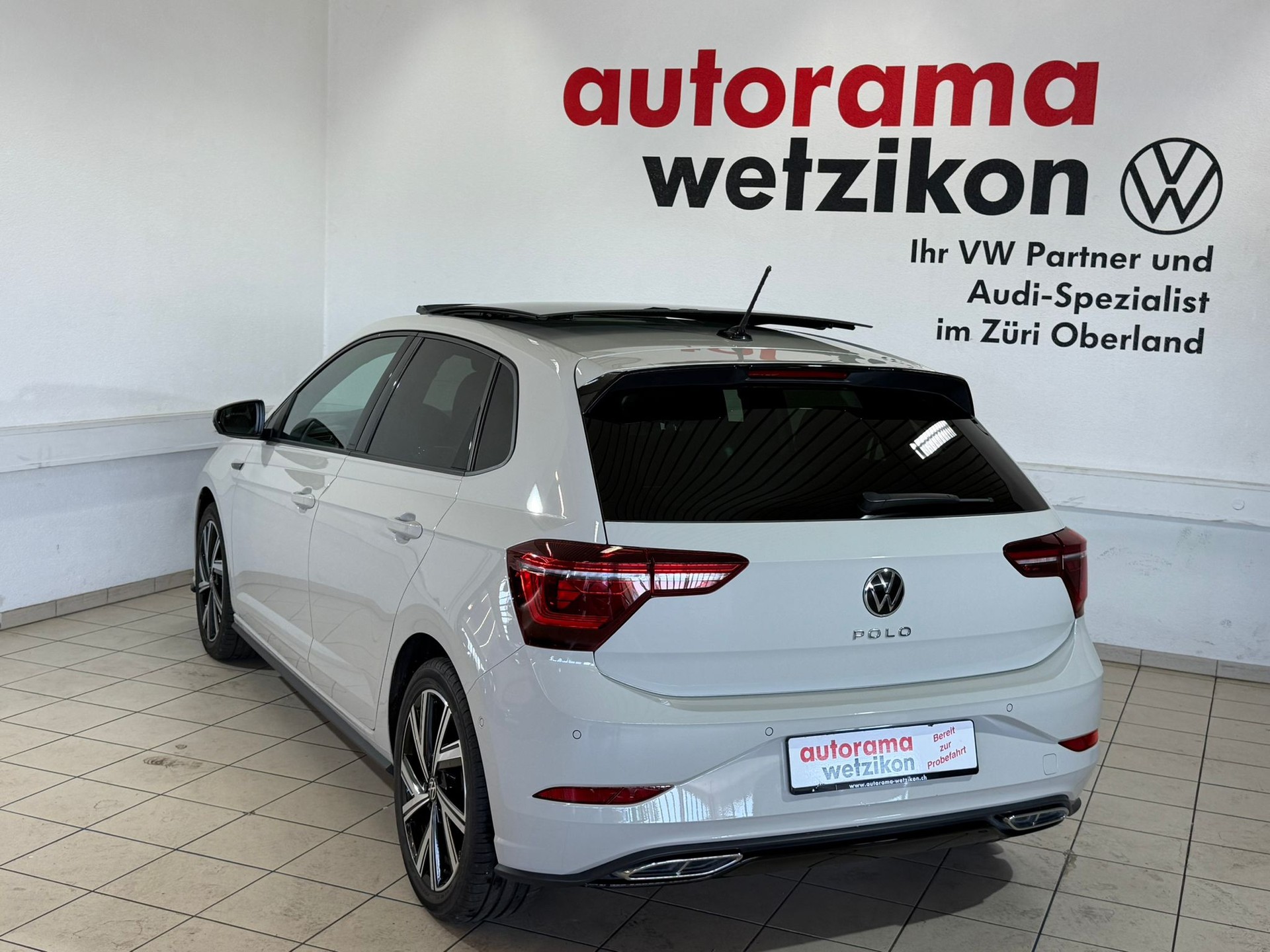 VW Polo 1.0 TSI R-Line DSG-showroom-element-3