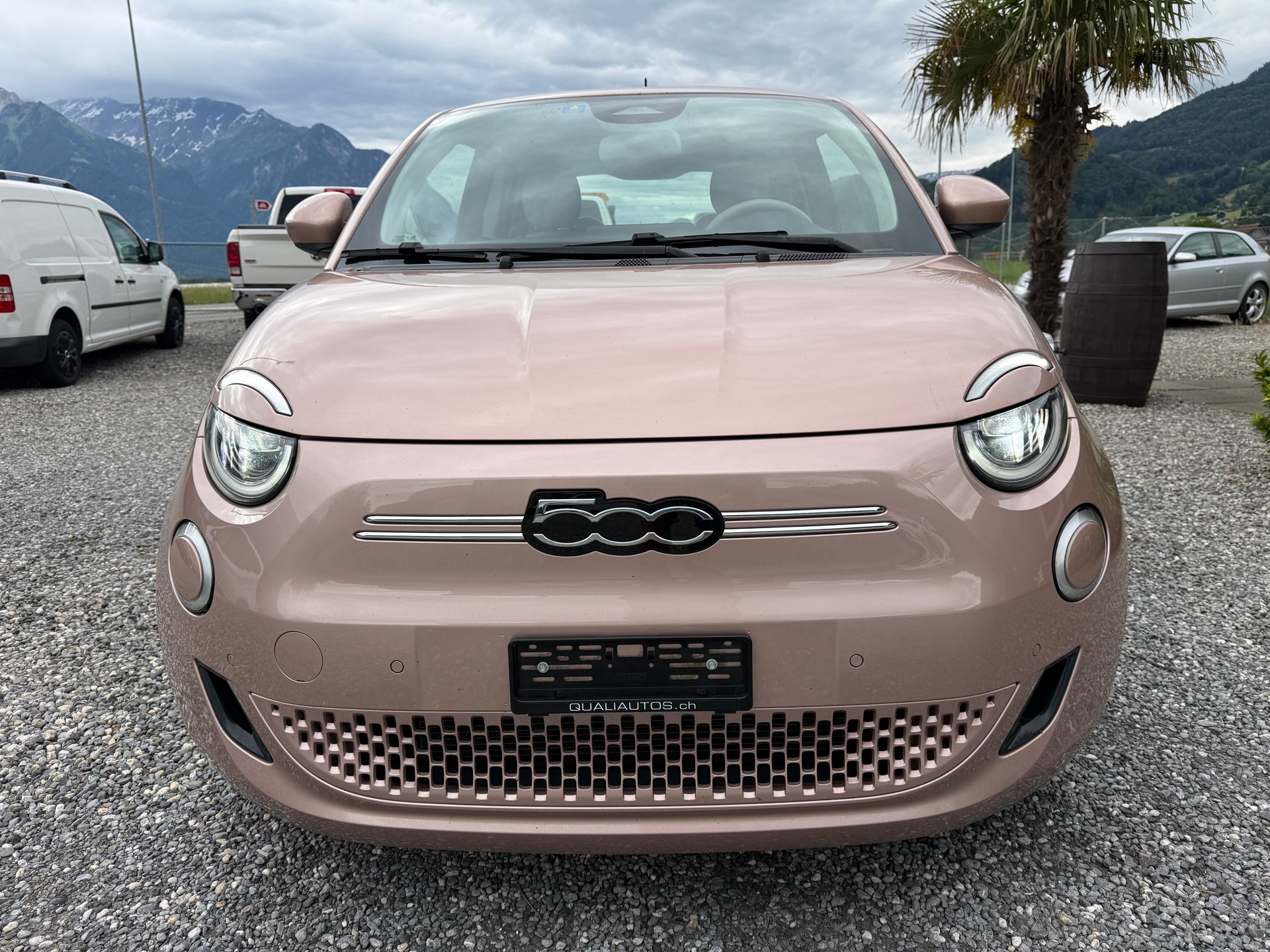 FIAT 500e 3+1 Türen electric 87 kW La Prima-showroom-element-1
