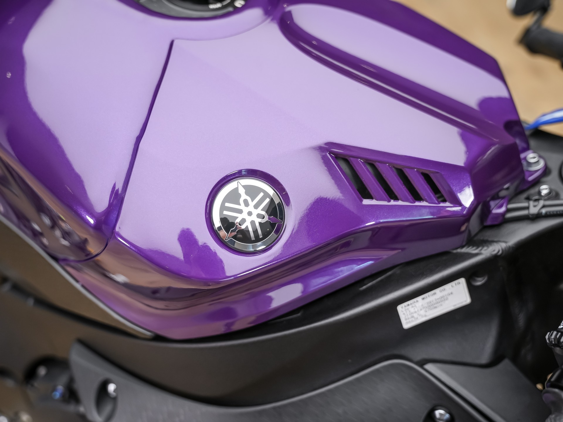 YAMAHA YZF-R1 ABS *Spezial Lackierung*SC Project*Kurzheck*-image-14