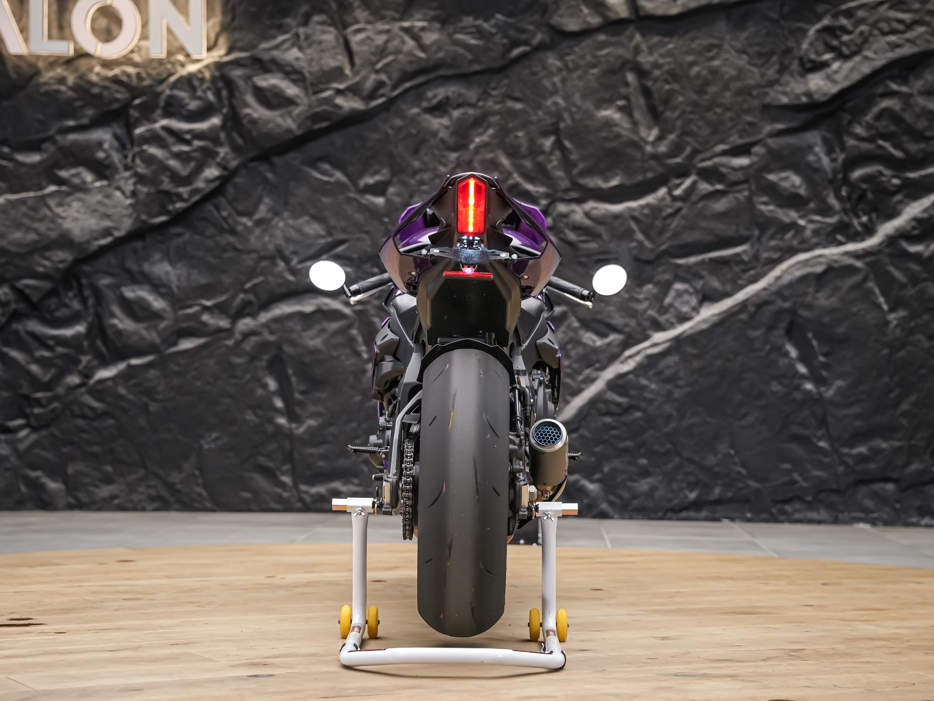 YAMAHA YZF-R1 ABS *Spezial Lackierung*SC Project*Kurzheck*-image-3