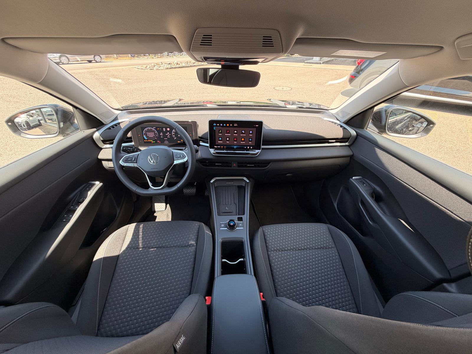 VW T-Roc 1.5 eTSI mHEV Trend DSG-image-23