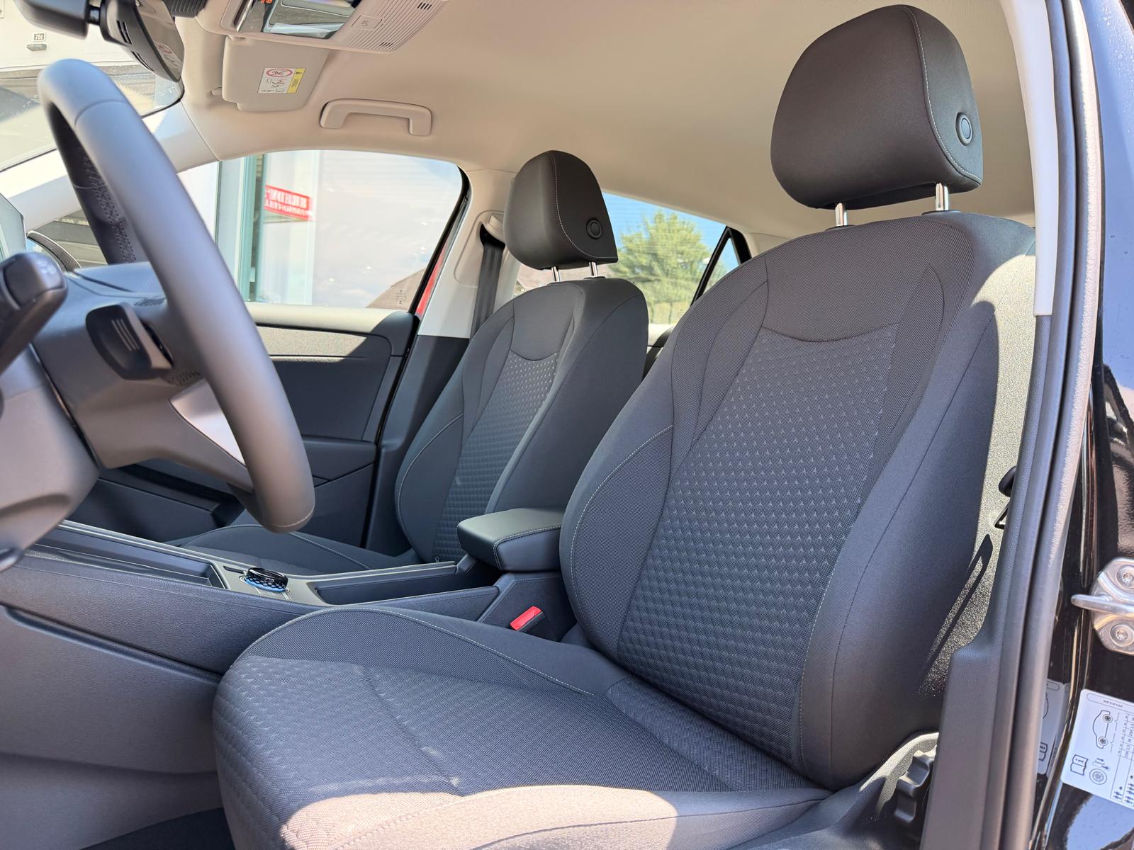 VW T-Roc 1.5 eTSI mHEV Trend DSG-image-22