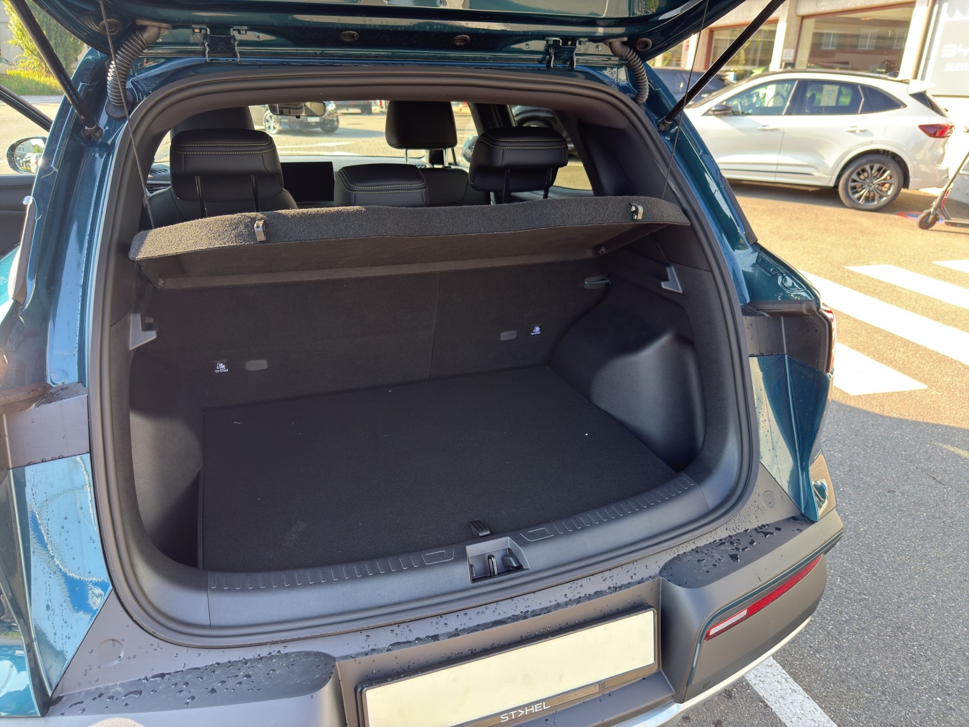 BYD Atto 2 DM-i Boost-image-13