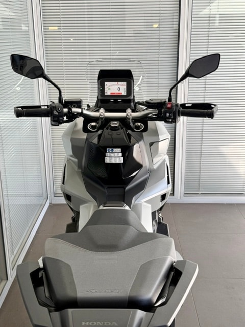 HONDA X-ADV-image-3